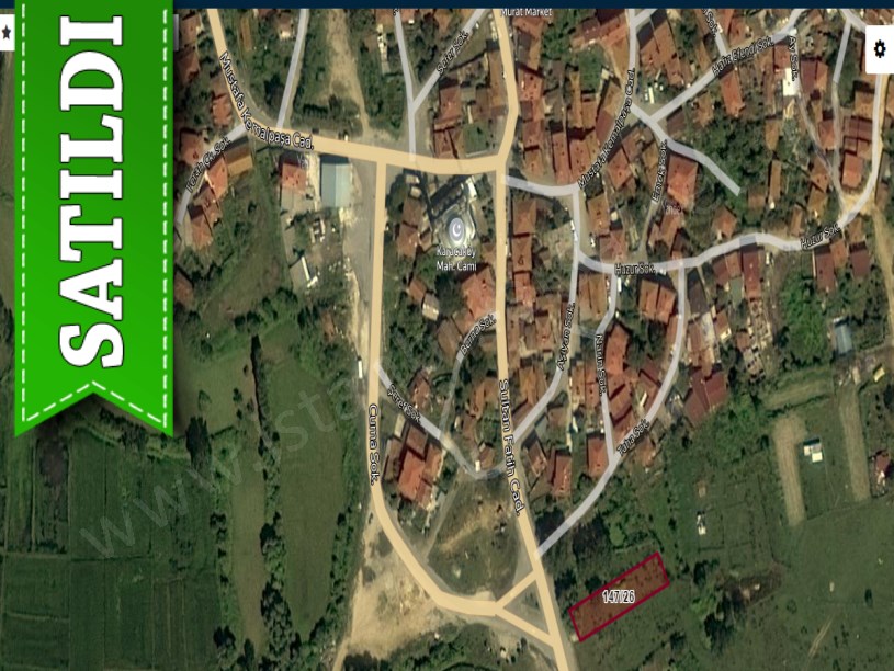 Çatalca Karacaköyde Satılık Arsa , 692 m2 Cadde Cephe Müstakil 