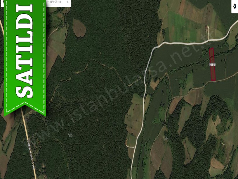 Çatalca Çiftlikköyde Satılık Arsa , 583 M2 Yolu Var Hisseli 