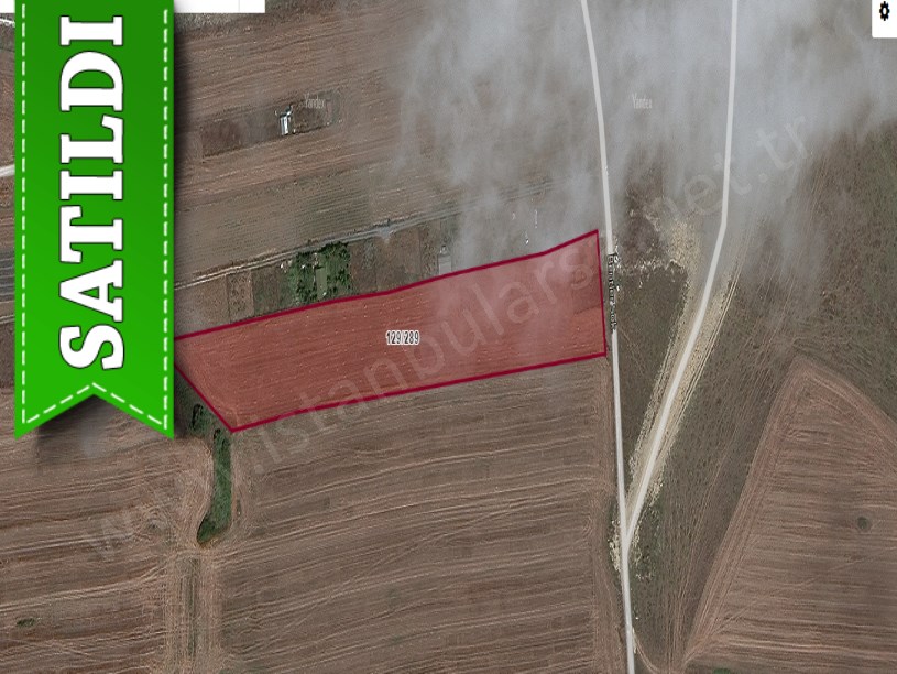 Çatalca İzzettinde Satılık Arsa , 230 M2 Evlerin Yakını Yolu Var Hisseli