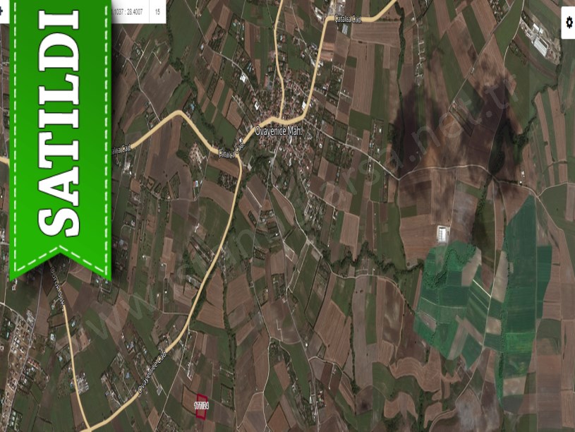 Çatalca Ovayenicede Satılık Arsa , 832 m2 Hisseli Evlerin Yakını Yolu Var