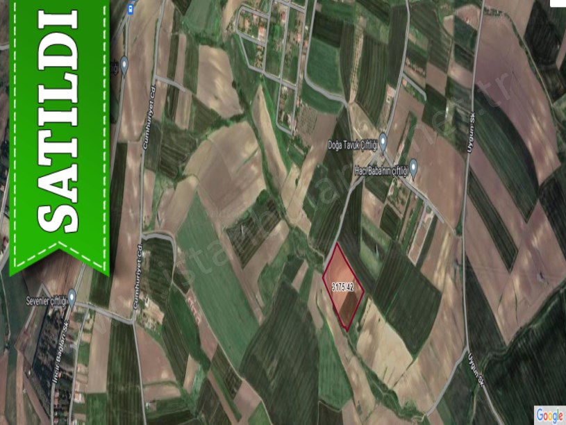 Silivri Akörende Satılık Arsa , 5,600 M2 Hisseli Yolu Var Etrafı Çevrili 