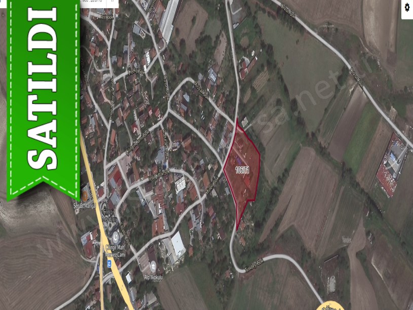 Arnavutköy Çilingirde Satılık Arsa , 310 M2 Merkezde Yolu Var 