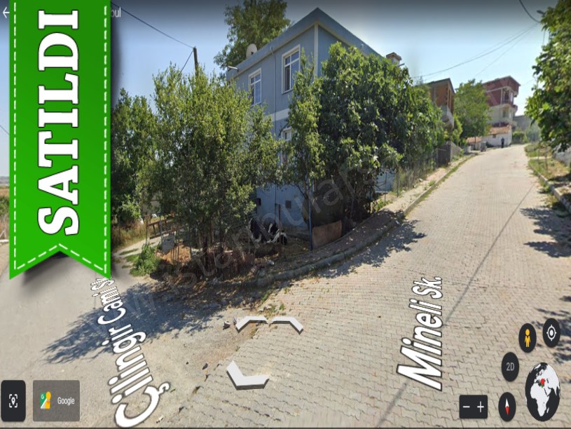 Arnavutköy Çilingirde Satılık Arsa , 310 M2 Merkezde Yolu Var 