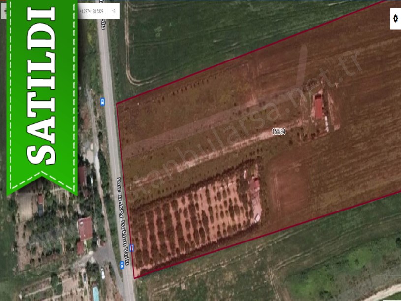 Arnavutköy Boyalıkta Satılık Arsa , 781 M2 Cadde Cephe Hisseli 