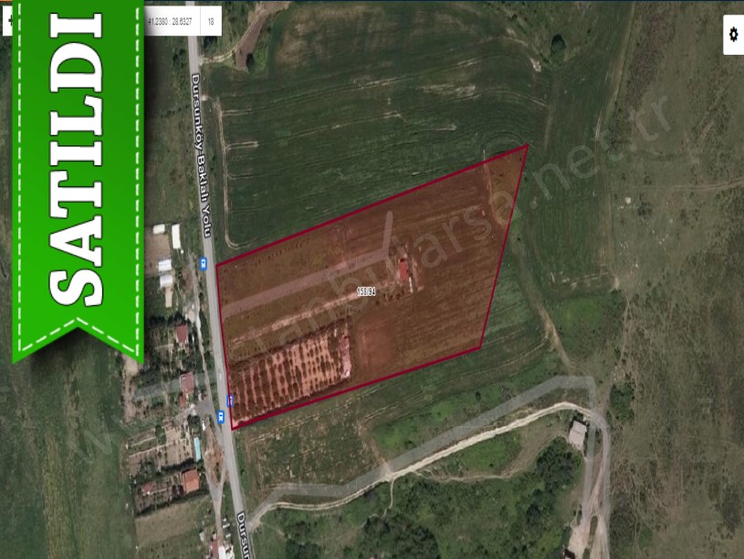 Arnavutköy Boyalıkta Satılık Arsa , 781 M2 Cadde Cephe Hisseli 