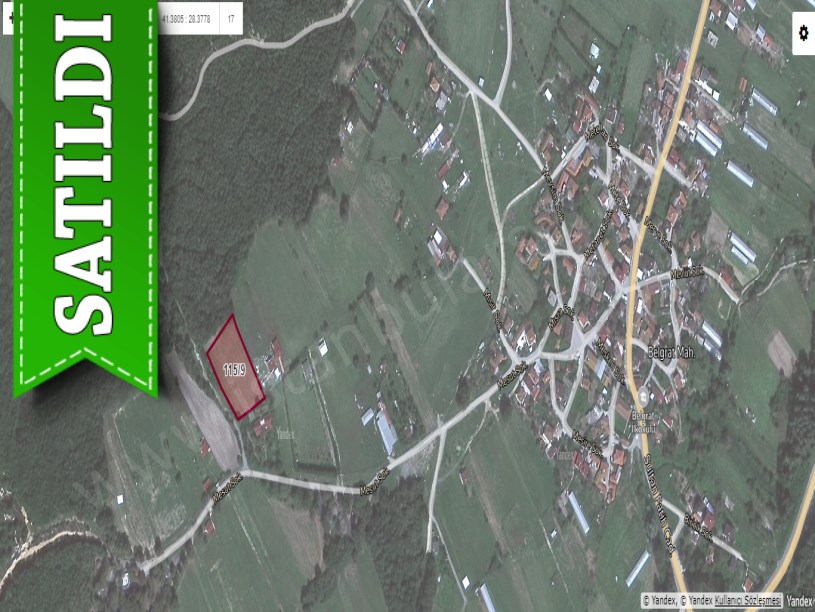 Çatalca Belgratta Satılık Arsa , 228 M2 Yolu Var Hisseli Evlerin Yakını