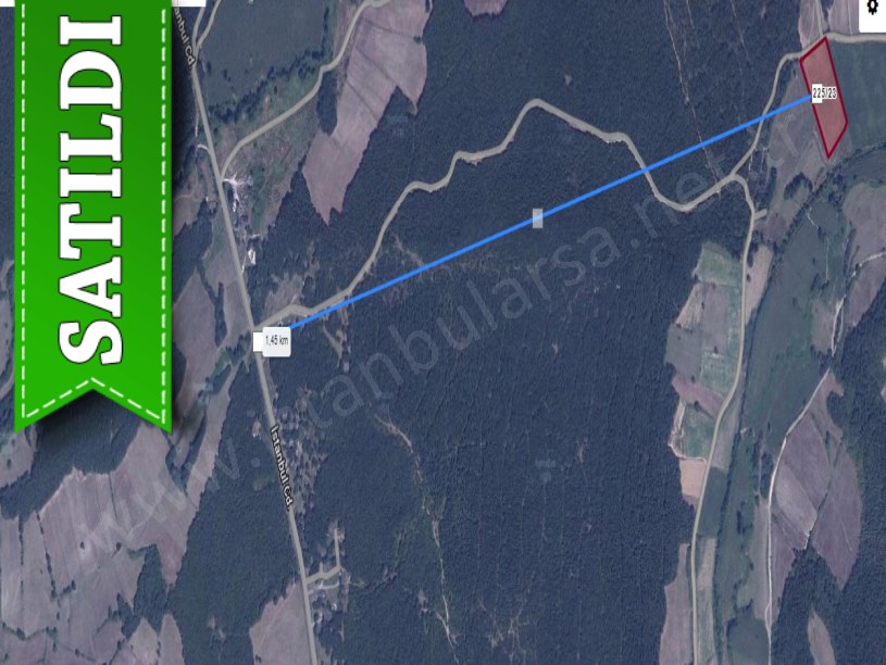 Çatalca Çiftlikköyde Satılık Arsa , 252 M2 Yolu Var Hisseli