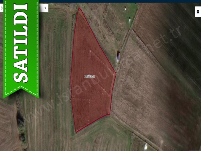 Silivri Ortaköyde Satılık Arsa , 285 M2 Hisseli Evlerin Yakını 
