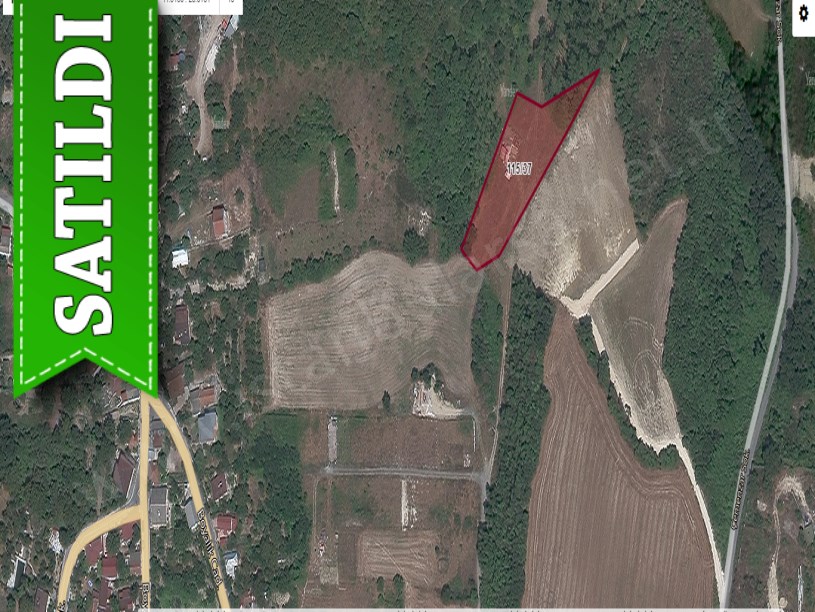 Arnavutköy Balabanda Satılık Arsa , 372 M2 Çevrili Evlerin Yakını Yolu Var