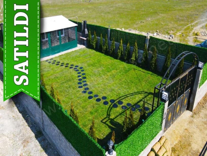 Arnavutköy Taşolukta Satılık Müstakil Ev, 220 m2 Arsa İçinde Merkezde