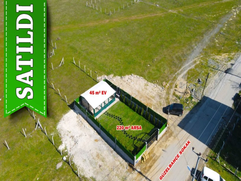 Arnavutköy Taşolukta Satılık Müstakil Ev, 220 m2 Arsa İçinde Merkezde