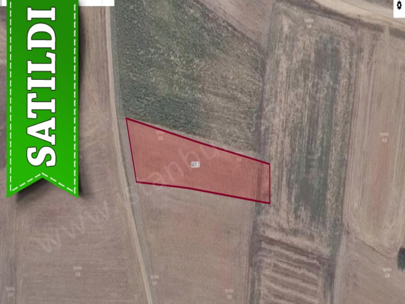 Silivri Değirmenköyde Satılık Tarla , 1,900 m2 Müstakil Yolu Var