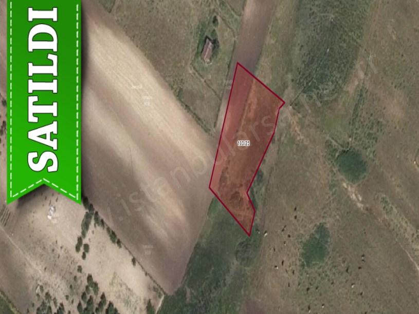 Arnavutköy Çilingirde Satılık Arsa , 271 M2 Hisseli Evlere Yakın 