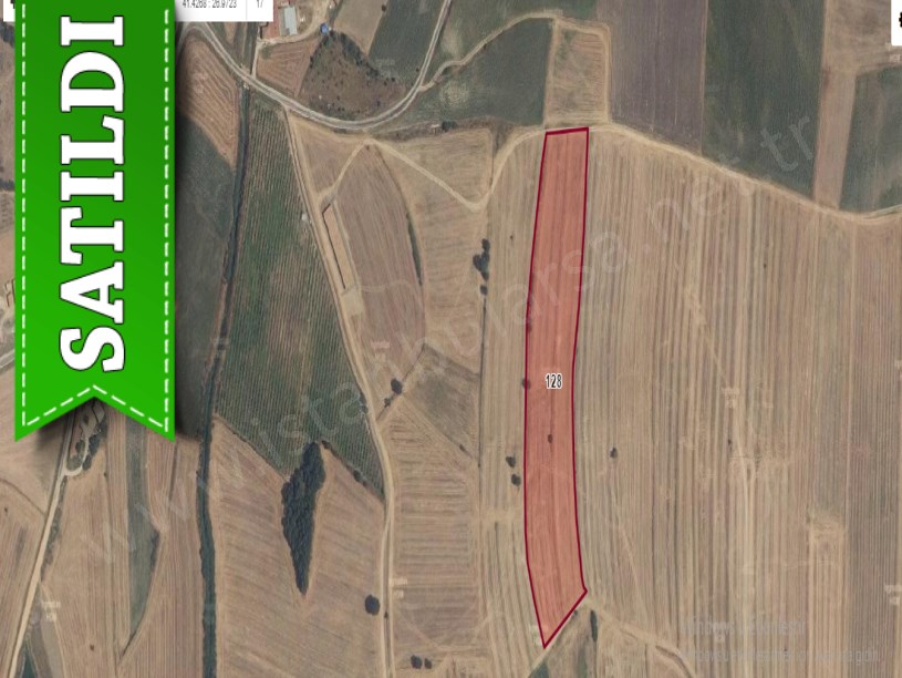 Kırklareli Pehlivanköy Doğanca Köyünde Satılık Arsa , 703 m2 Hisseli Yolu Var
