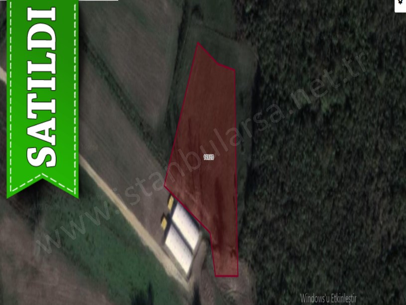 Çatalca Çiftlikköyde Satılık Arsa , 200 M2 Yolu Var  Evlerin Yakını 