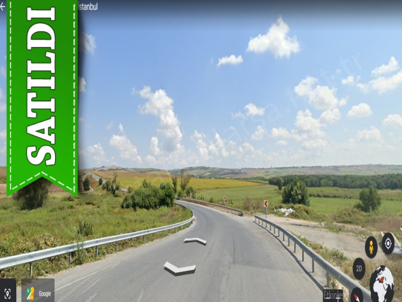 Arnavutköy Dursunköyde Satılık Arsa , 542 M2 Yolu Var Hisseli