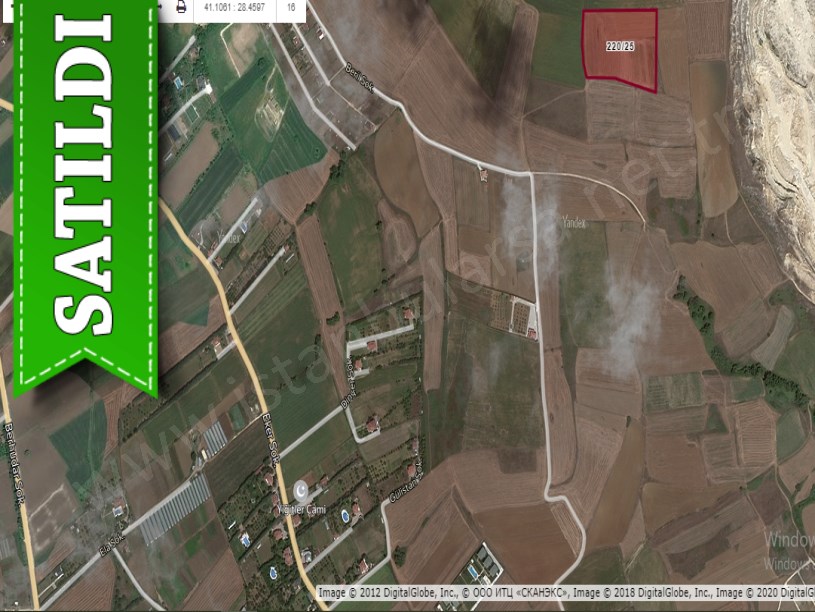 Çatalca Çakılda Satılık Arsa , 357 m2 Çaplı Yolu Var Tepe Konumda 