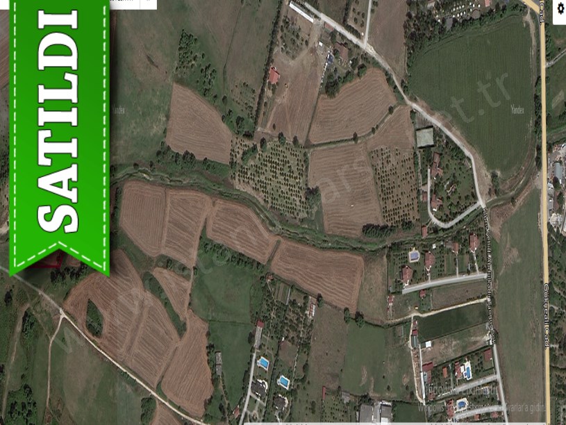 Çatalca Kaleiçi Mah Satılık Arsa , 637 m2  Yolu Var Evlerin Yakını 