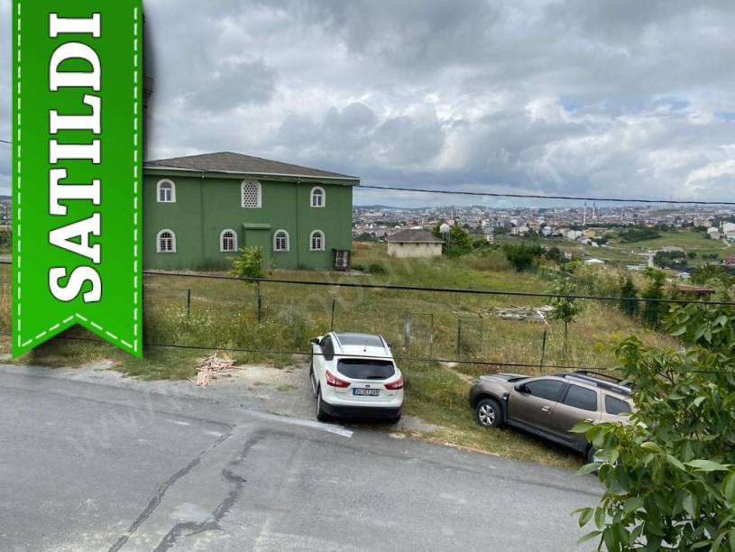 Arnavutköy Hacımaşlıda Satılık Müstakil Ev , 5 Odalı Doğalgazlı 