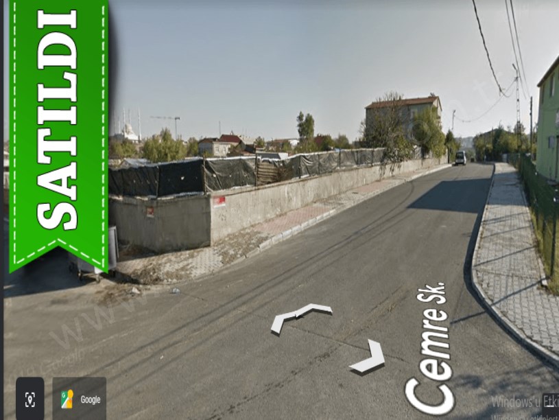 Arnavutköy Haraççıda Satılık Arsa , 745 M2 Köşebaşı Cadde Cephe