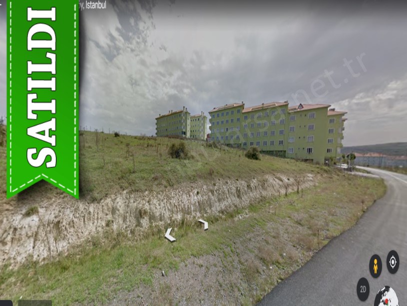 Arnavutköy Taşolukta Satılık Arsa , 180 m2 Cadde Cephe Yolu Var Hisseli 