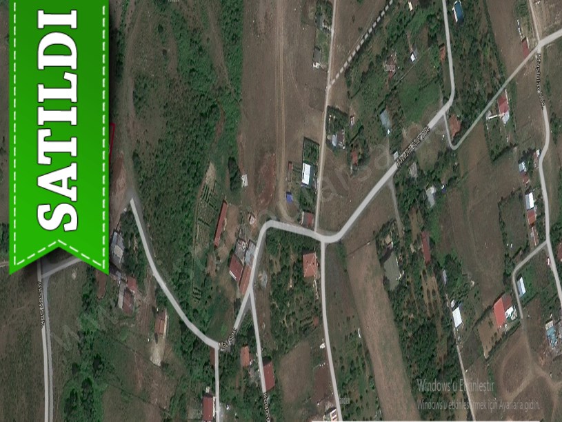 Arnavutköy Tayakadında Satılık Tarla , 928 m2 Müstakil Yolu Var Merkezde