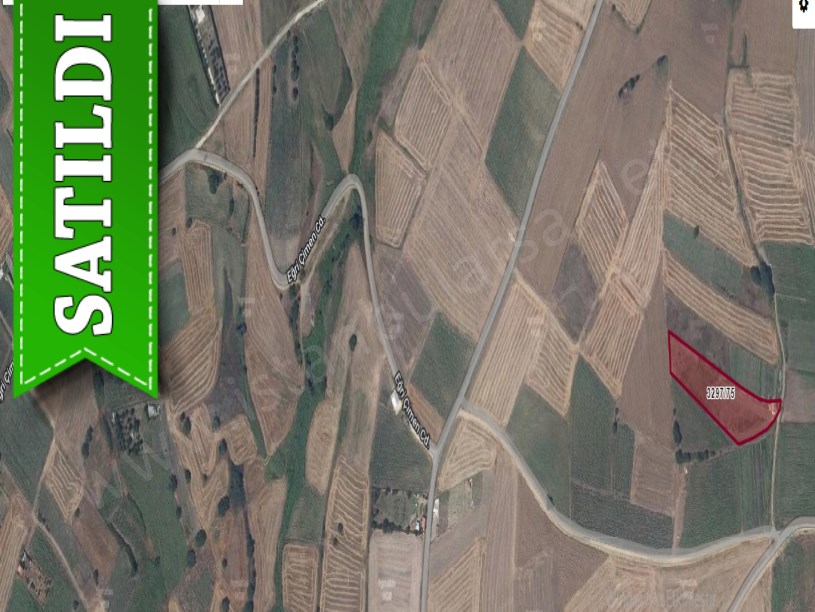 Silivri Fenerköyde Satılık Arsa , 505 m2 Yolu Var Çaplı Hisseli 