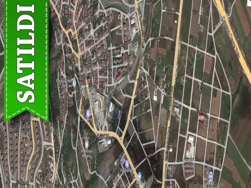 Çatalca Ferhatpaşada Satılık Arsa ,  112 M2 Hisseli Merkezde Yolu Var