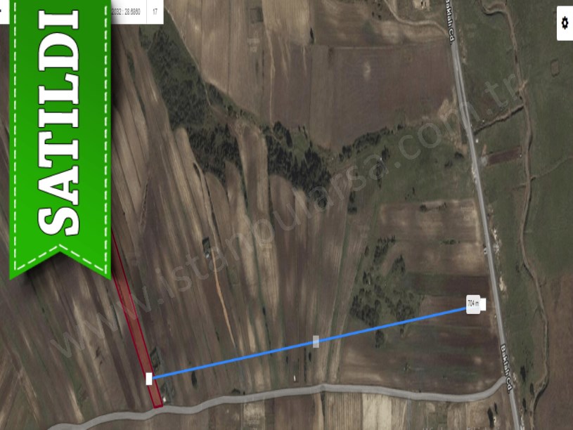 Arnavutköy Haraççıda Satılık Arsa , 350 M2 Cadde Cephe Çevrili 