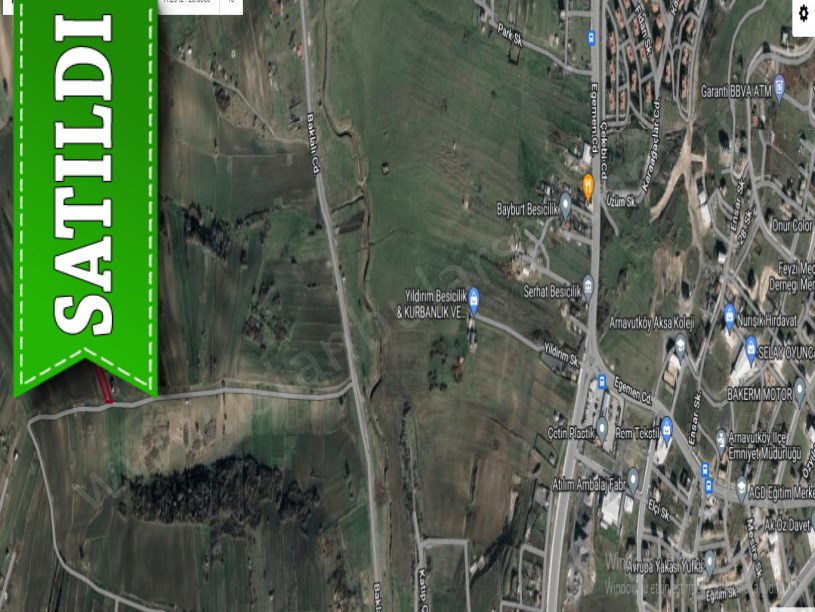 Arnavutköy Haraççıda Satılık Arsa , 350 M2 Cadde Cephe Çevrili 