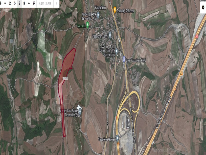 Arnavutköy Yassıörende Satılık Arsa , 190 m2 Hisseli Yolu Var