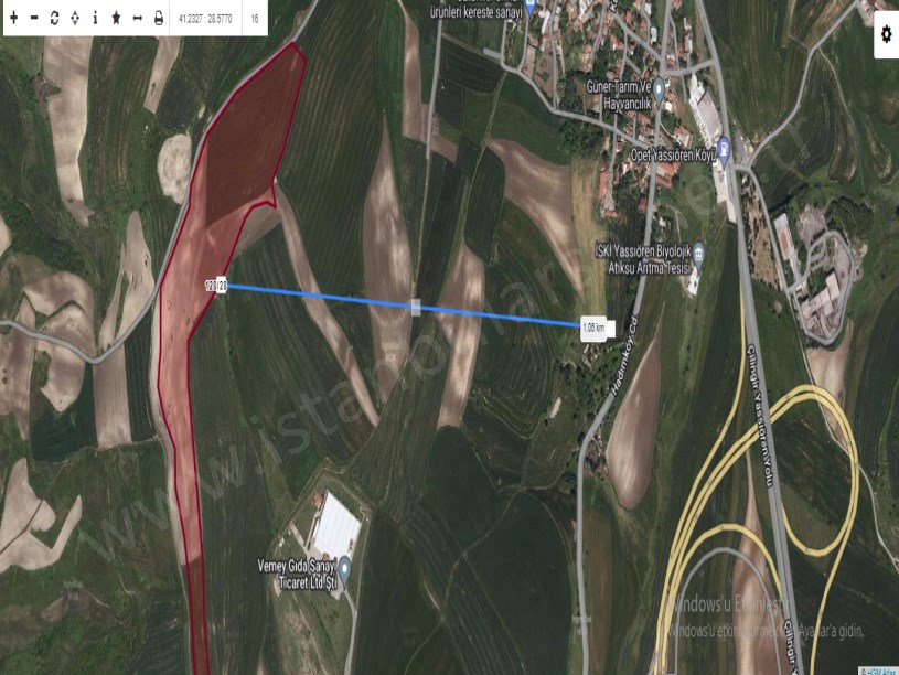 Arnavutköy Yassıörende Satılık Arsa , 190 m2 Hisseli Yolu Var