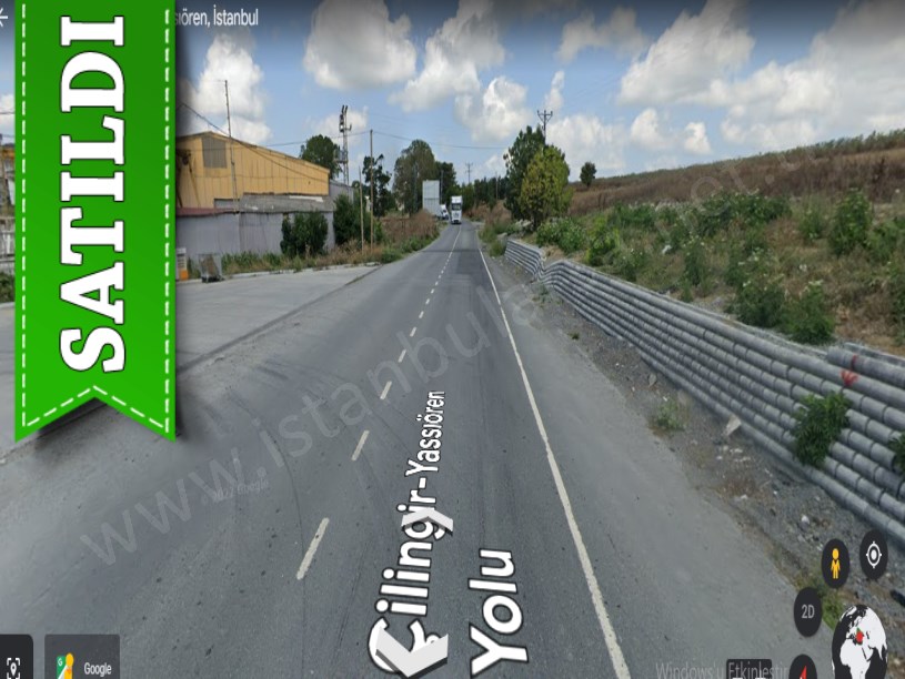 Arnavutköy Yassıörende Satılık Arsa , 230 M2 Yolu Var Hisseli 