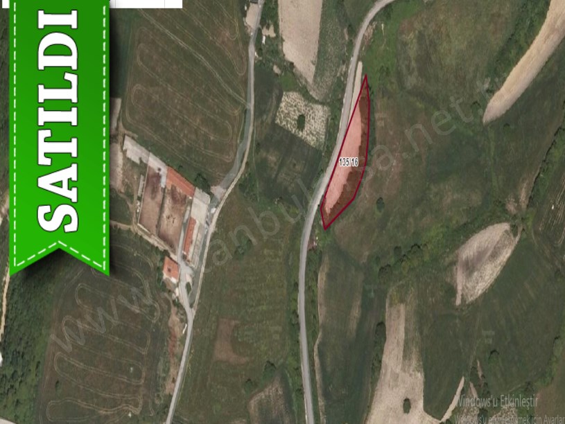 Çatalca Yazlıkköyde Satılık Tarla , 1,700 m2 Müstakil Yolu Var Çevrili 