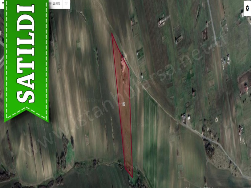 Arnavutköy Haraççıda Satılık Arsa , 1000 M2 Yolu Var Hisseli 