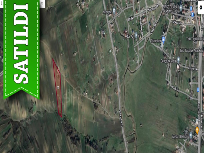 Arnavutköy Haraççıda Satılık Arsa , 1000 M2 Yolu Var Hisseli 
