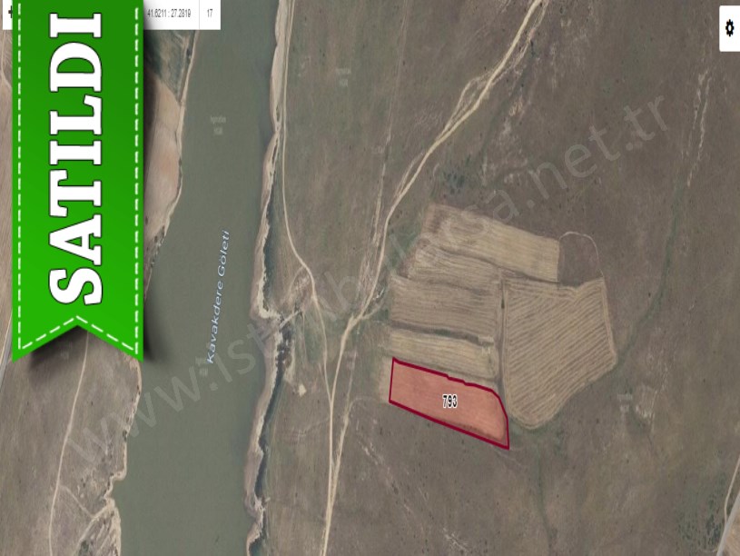 Kırklareli Merkez Kavakderede Satılık Arsa , 230 M2 Yolu Var Hisseli 