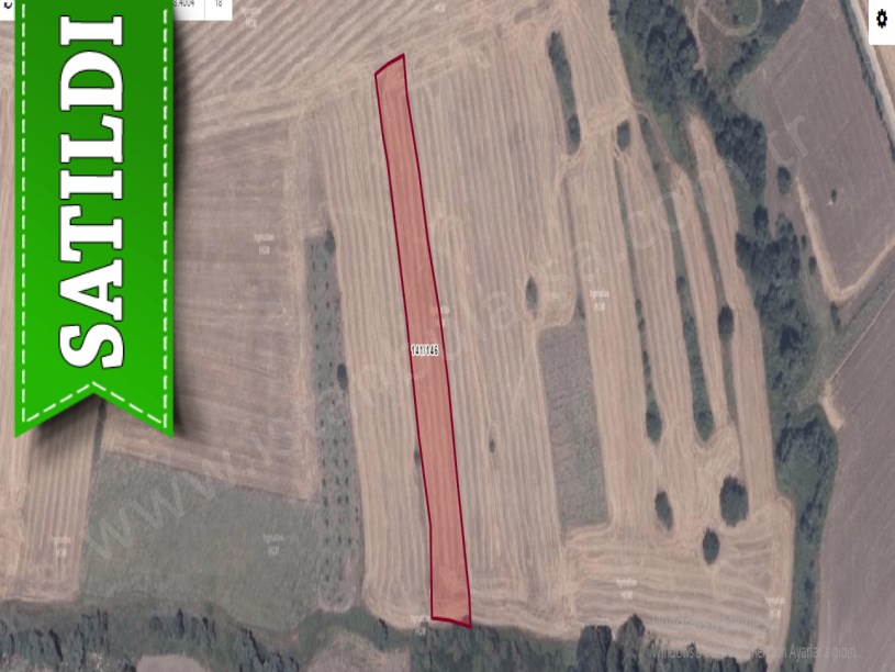 Çatalca Ovayenicede Satılık Arsa , 618 M2 Hisseli Evlere Yakın 