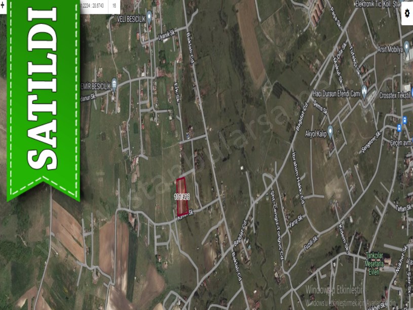 Arnavutköy Tayakadında Satılık Arsa , 165 M2 Evlerin Yakını Yolu Var