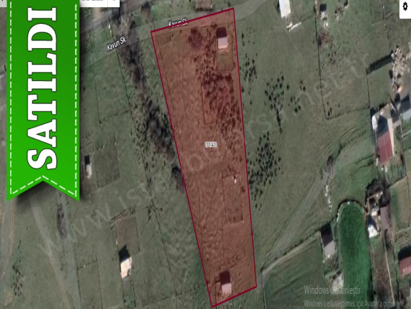 Arnavutköy Tayakadında Satılık Arsa , 208 M2 Hisseli Evlerin Yakını 