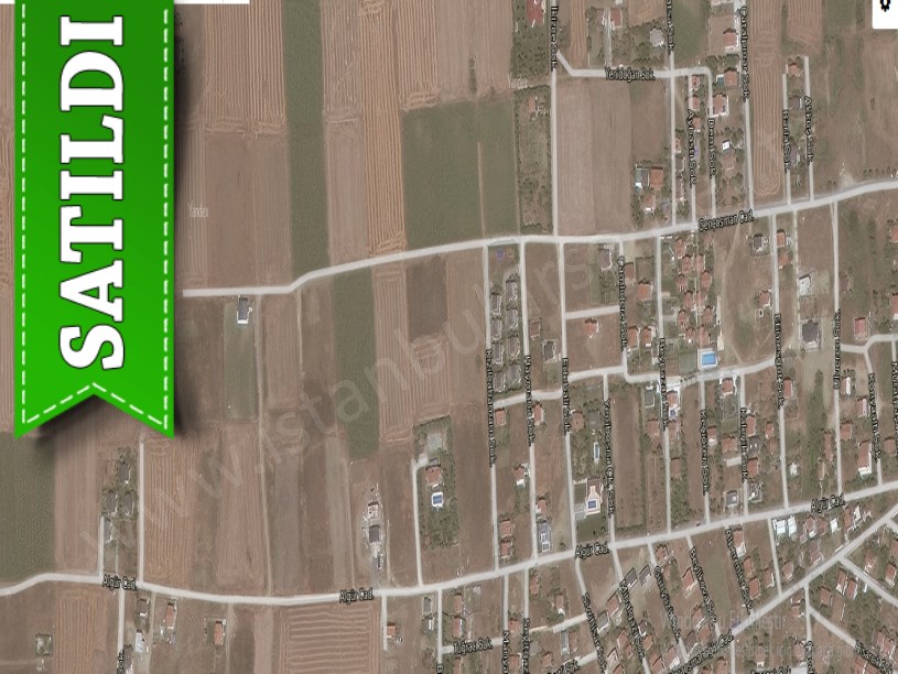 Silivri Gümüşyakada Satılık Arsa , 300 m2 Müstakil Denize Yakın