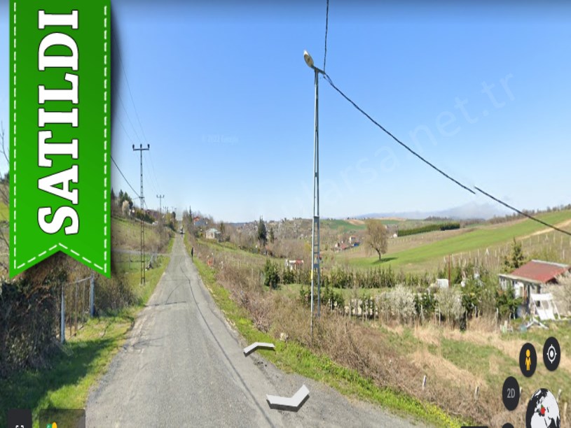 Arnavutköy Tayakadın Satılık Arsa , 177 m2 Yolu Var Hisseli 