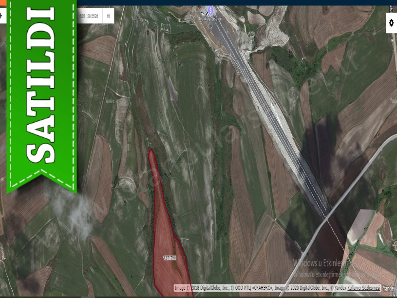 Çatalca Nakkaşta  Satılık Arsa , 430 M2 Yolu Var Hisseli