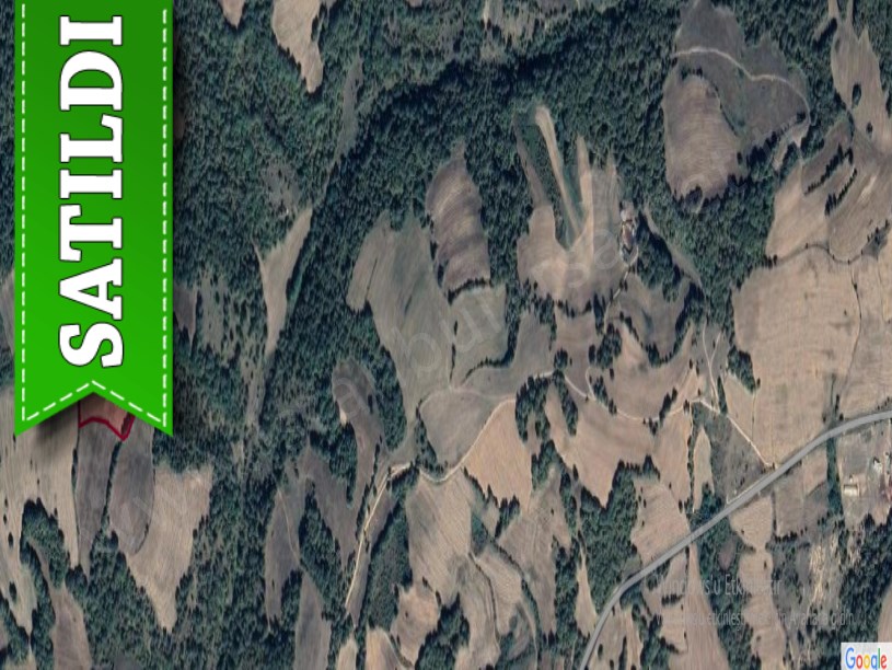 Kırklareli Kofçaz Ahmetler Köyünde Satılık Arsa , 963 M2 Yolu Var