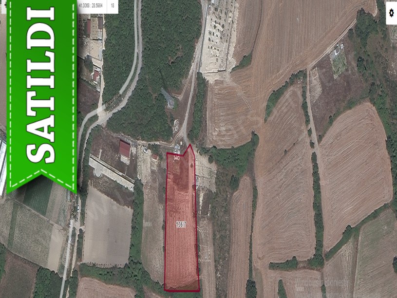 Arnavutköy Balabanda Satılık Arsa , 351 M2 Yolu Var 