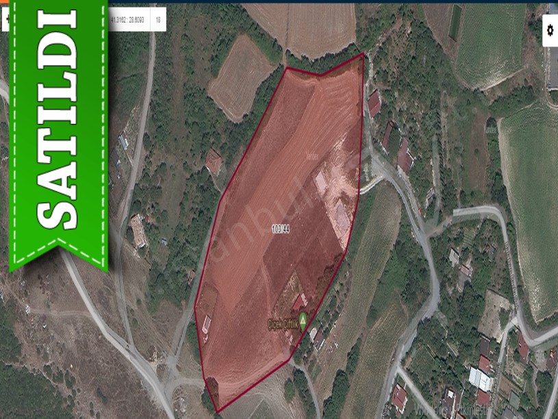 Arnavutköy Balabanda Satılık Arsa , 1,800 M2 Evlerin Yakını Yolu Var