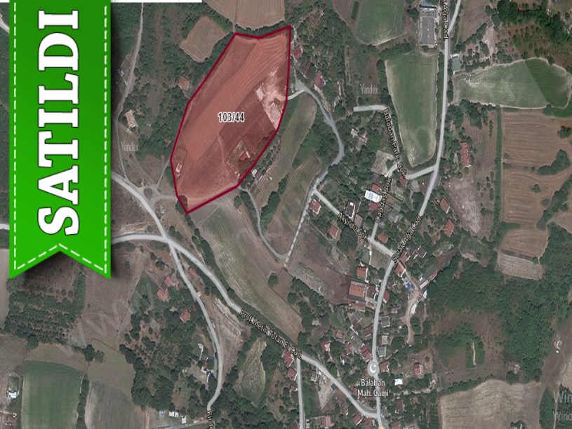 Arnavutköy Balabanda Satılık Arsa , 1,800 M2 Evlerin Yakını Yolu Var