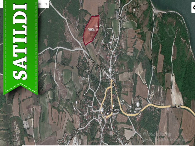 Arnavutköy Balabanda Satılık Arsa , 1,800 M2 Evlerin Yakını Yolu Var