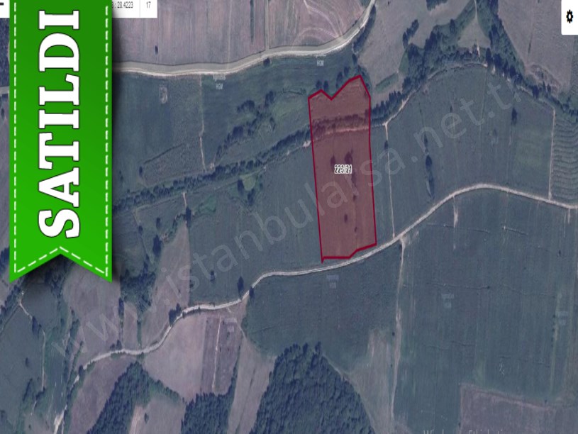 Çatalca Çiftlikköyde Satılık Arsa , 1500 M2 Hisseli Yolu Var 