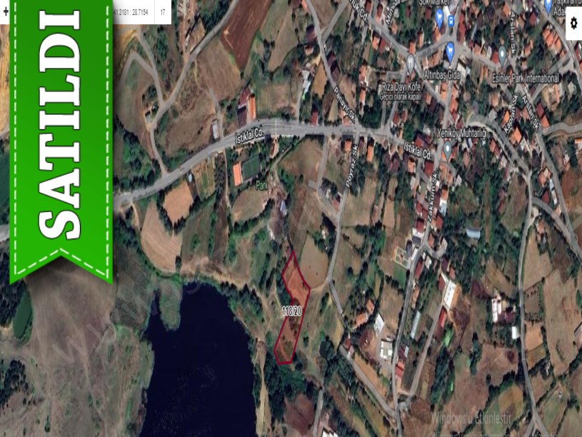 Arnavutköy Yeniköyde Satılık Arsa , 424 M2 Yolu Var Evlerin Yakını